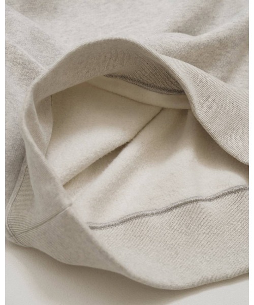 TODAYFUL（トゥデイフル）の「Cotton Brushed Sweat 12620601（スウェット・レディース・オフホワイト/ライトグレー/ブラック・FREE）」の5枚目の写真