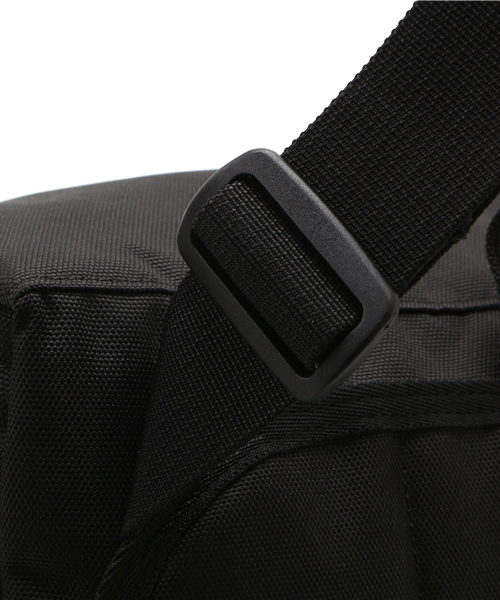 PINE FORT（パインフォート）の「【PINE FORT】 パインフォート ショルダーバッグ  （ショルダーバッグ・レディース・ブラック/オリーブ/ネイビー・ONE SIZE）」の9枚目の写真