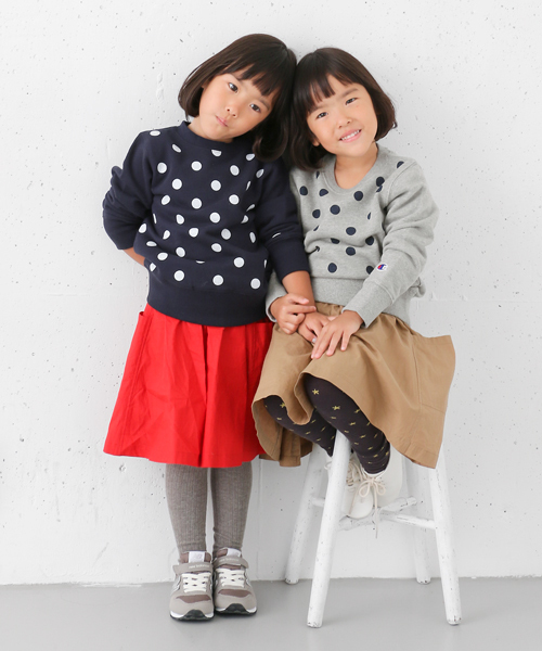 Champion（チャンピオン）の「Champion×DOORS　ドットスウェットプルオーバー（スウェット・キッズ・グレー/ネイビー・120/135/90/105）」の8枚目の写真