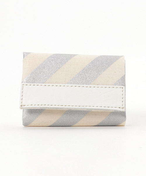 HIGHTIDE（ハイタイド）の「Fourruof フォアルオブ P-ウォレット 三つ折り カード ミニ財布 小銭入れ 迷彩（コインケース・レディース・その他4/ネイビー/その他1/その他2/その他3/その他5/ブラック・FREE）」の5枚目の写真