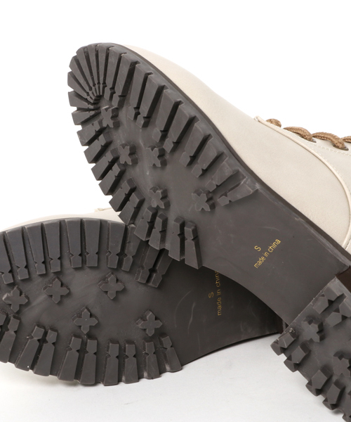 niko and...（ニコアンド）の「オリジナルレースアップブーツ【niko and ...】（ブーツ・レディース・ブラック/アイボリー・MEDIUM/SMALL/LARGE）」の6枚目の写真