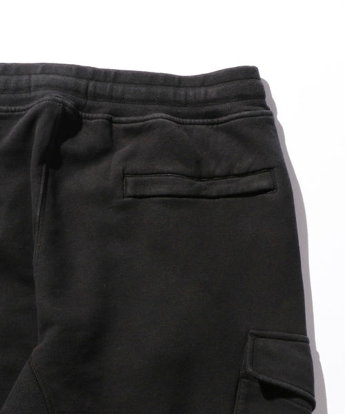 STONE ISLAND（ストーンアイランド）の「＜STONE ISLAND＞ SWEAT PANTS/スウェットパンツ（その他パンツ・メンズ・ブラック/ライトグレー・LARGE/MEDIUM）」の5枚目の写真