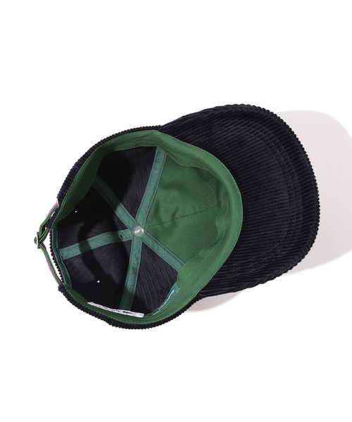 LACOSTE(ラコステ)の「LACOSTE × BEAMS / 別注 コーデュロイ キャップ(キャップ・メンズ・ネイビー/ブラウン・ONE SIZE)」の9枚目の写真
