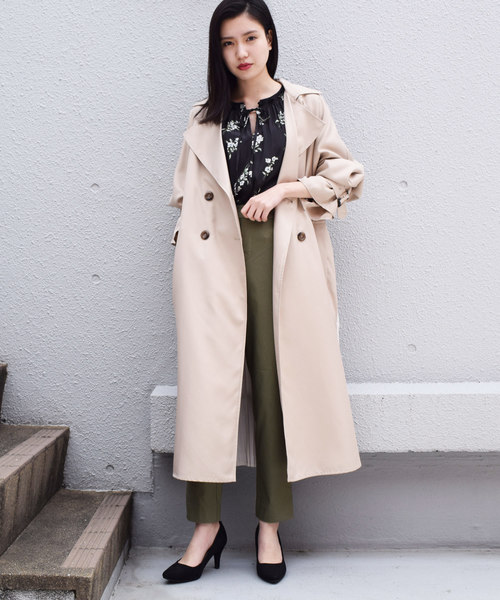 PICCIN(ピッチン)の「バックプリーツトレンチコート(トレンチコート・レディース・ベージュ/ネイビー/カーキ・MEDIUM/LARGE)」の17枚目の写真