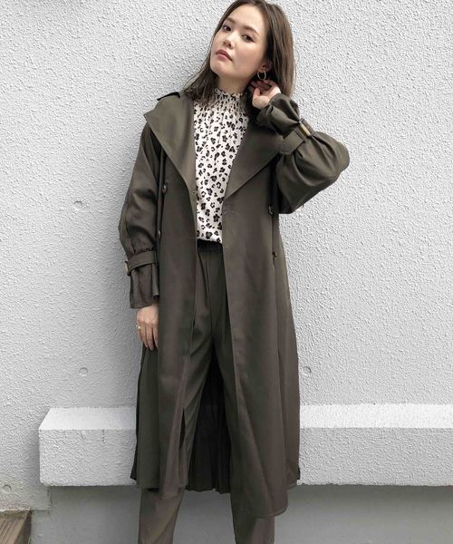 PICCIN(ピッチン)の「バックプリーツトレンチコート(トレンチコート・レディース・ベージュ/ネイビー/カーキ・MEDIUM/LARGE)」の22枚目の写真