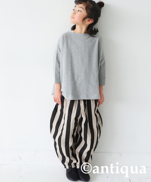 antiqua(アンティカ)の「綿100%で極上の風合い!万能ワイドトップス(Tシャツ/カットソー・キッズ・ブラック/ベージュ/杢グレー/ブラウン系その他/オフホワイト・4/3/5)」の14枚目の写真