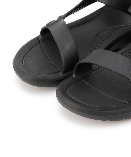Teva(テバ)の「TEVA: HURRICANE DRIFT サンダル(サンダル・メンズ・ブラック/ベビーピンク/ネイビー・8/9/10/7)」の4枚目の写真