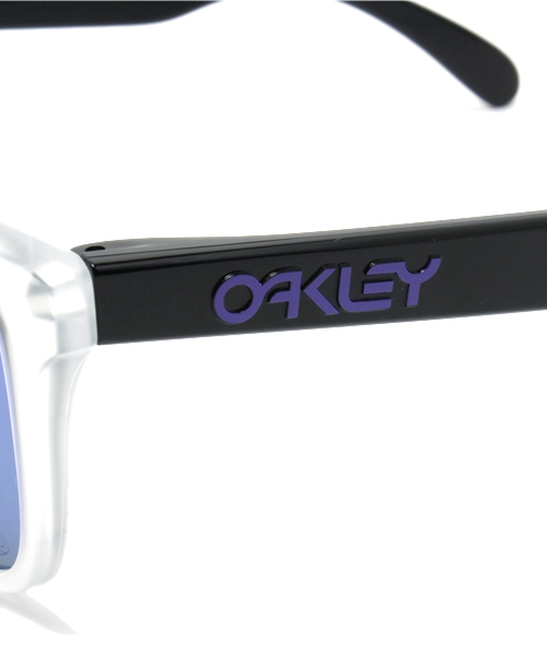 BEAMS（ビームス）の「OAKLEY / Frogskins 30th（サングラス・メンズ・ブラック/その他1・ONE SIZE）」の7枚目の写真