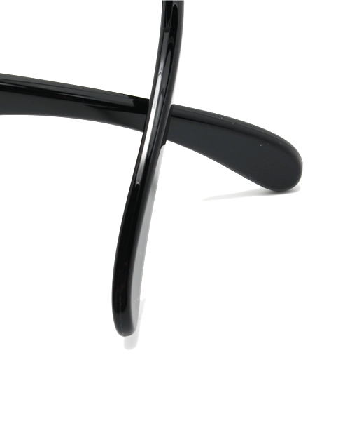 BEAMS（ビームス）の「OAKLEY / Frogskins 30th（サングラス・メンズ・ブラック/その他1・ONE SIZE）」の4枚目の写真