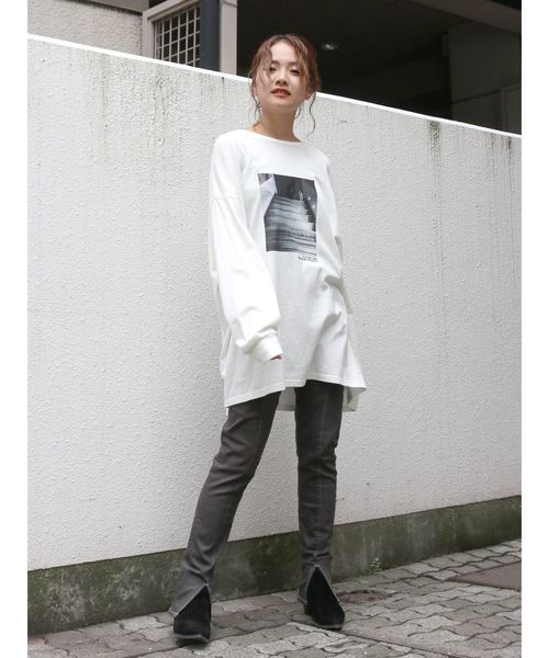 Ungrid(アングリッド)の「フォトプリントロングスリーブTee(Tシャツ/カットソー・レディース・ブラック/オフホワイト/モカ・FREE)」の10枚目の写真