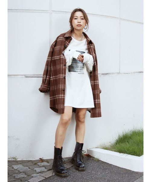 Ungrid(アングリッド)の「フォトプリントロングスリーブTee(Tシャツ/カットソー・レディース・ブラック/オフホワイト/モカ・FREE)」の16枚目の写真