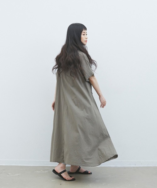 Libra Cue（リブラ キュー）の「Libra　フレアシャツワンピース（ワンピース・レディース・ブラック/ベージュ/カーキ/その他・FREE）」の19枚目の写真