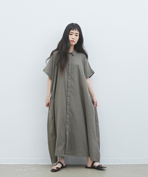 Libra Cue（リブラ キュー）の「Libra　フレアシャツワンピース（ワンピース・レディース・ブラック/ベージュ/カーキ/その他・FREE）」の20枚目の写真