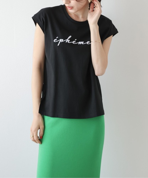 SUGAR BISKET（シュガービスケット）の「フレンチスリーブロゴTシャツ（Tシャツ/カットソー・レディース・ホワイト/ブラック/ホワイト系その他/ブラック系その他・M/L）」の4枚目の写真