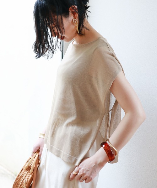 フレンチスリーブシアーニットトップス