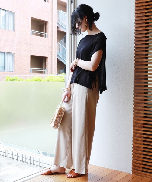 フレンチスリーブシアーニットトップス