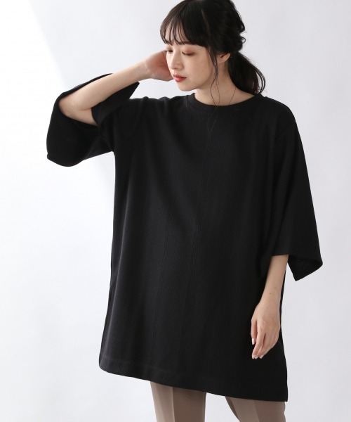 LOWRYS FARM(ローリーズファーム)の「ワッフルリブスリットS6S 895106(Tシャツ/カットソー・レディース・ブラック/レッド/アイボリー・FREE)」の2枚目の写真