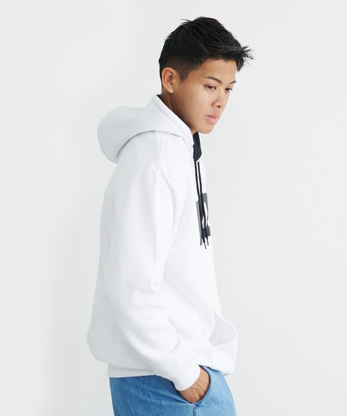FILA(フィラ)の「【FILA/フィラ】ボックスロゴプリント ビックシルエット パーカー(パーカー・メンズ・ブラック/ネイビー/杢グレー/ホワイト・M/L/LL)」の6枚目の写真