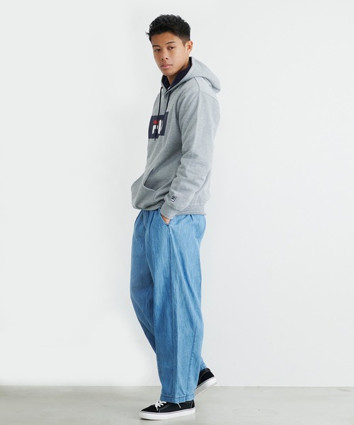 FILA(フィラ)の「【FILA/フィラ】ボックスロゴプリント ビックシルエット パーカー(パーカー・メンズ・ブラック/ネイビー/杢グレー/ホワイト・M/L/LL)」の22枚目の写真