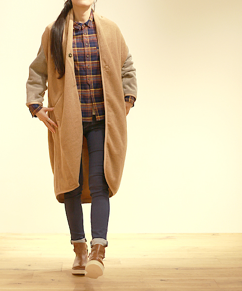 And A（アンドエー）の「バックストラップショートブーツ（ブーツ・レディース・ブラック/ブラウン・24.5cm/23.5cm）」の9枚目の写真