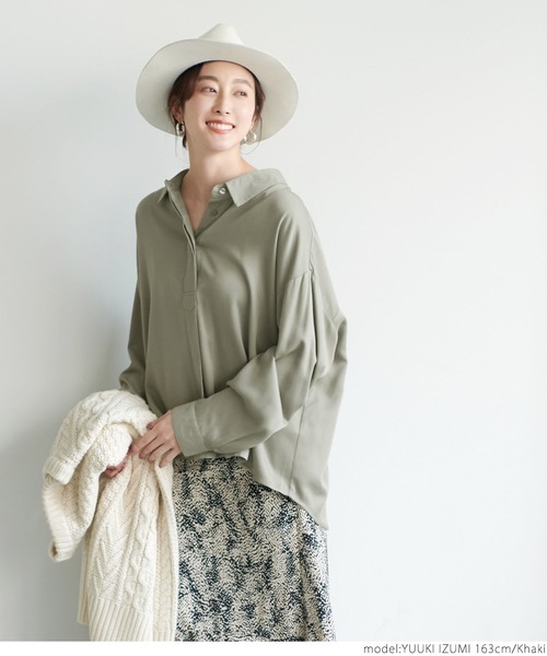 coca(coca)(コカ)の「レーヨンツイル抜け襟シャツ(シャツ/ブラウス・レディース・ブラック/カーキ・ONE SIZE)」の12枚目の写真