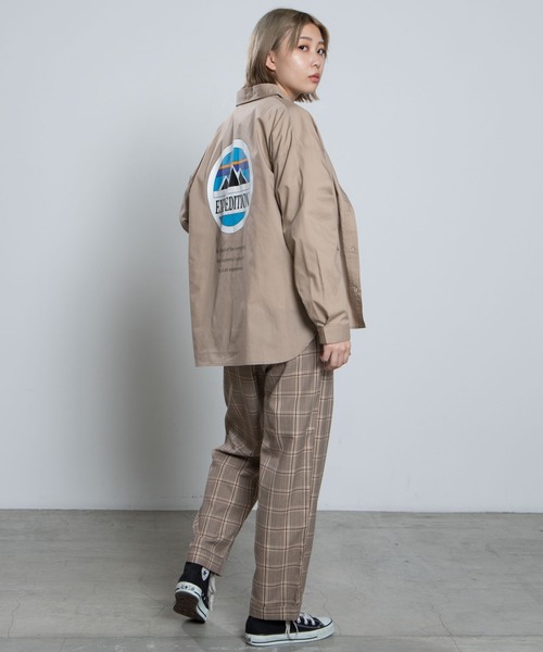 WEGO(ウィゴー)の「WEGO/マウンテンロゴワークシャツ(シャツ/ブラウス・レディース・ブラック/ベージュ・FREE)」の6枚目の写真