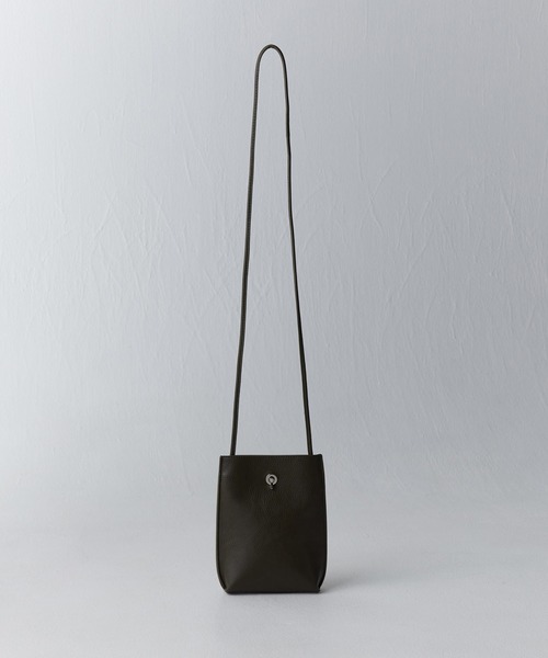 WYM LIDNM（ウィム バイ リドム）の「SHRINK EMBOSS LEATHER SHOULDER BAG（ショルダーバッグ・メンズ・ダークブラウン/ブラック・FREE）」の14枚目の写真