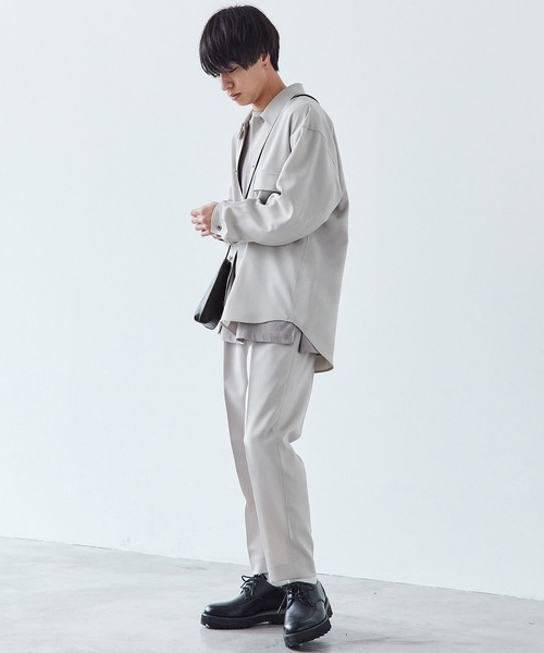 WYM LIDNM（ウィム バイ リドム）の「SHRINK EMBOSS LEATHER SHOULDER BAG（ショルダーバッグ・メンズ・ダークブラウン/ブラック・FREE）」の8枚目の写真