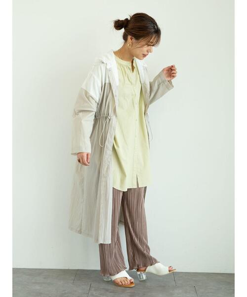 Green　Parks（グリーンパークス）の「軽量ロングマンパ＊（マウンテンパーカー・レディース・オフホワイト/ライトカーキ・FREE）」の17枚目の写真