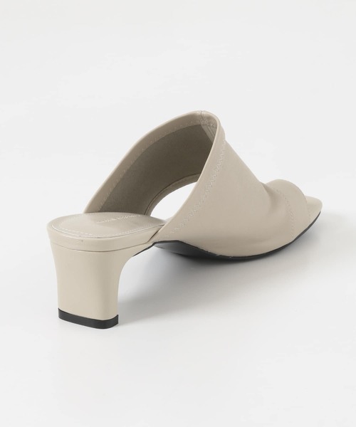 URBAN RESEARCH（アーバンリサーチ）の「ストレッチレザーミュール（サンダル・レディース・ブラック/グレー系その他/ブルー系その他・37/38）」の9枚目の写真