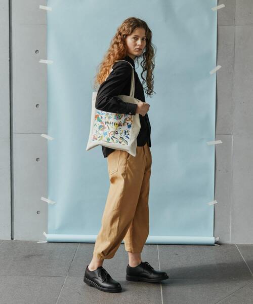 FRAPBOIS（フラボア）の「FRAPBOIS×田室綾乃×クレパス トートバッグ（トートバッグ・レディース・キナリ・FREE）」の4枚目の写真