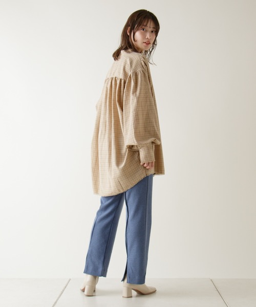 Kastane（カスタネ）の「【Thank Mat'l.】リサイクルヤーンギャザーボリュームシャツ（シャツ/ブラウス・レディース・ベージュ/グリーン/アイボリー・FREE）」の20枚目の写真