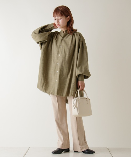 Kastane（カスタネ）の「【Thank Mat'l.】リサイクルヤーンギャザーボリュームシャツ（シャツ/ブラウス・レディース・ベージュ/グリーン/アイボリー・FREE）」の11枚目の写真