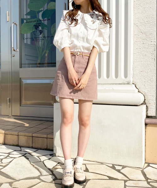 apres jour（アプレジュール）の「刺繍フリルブラウス【ZOZOTOWN限定