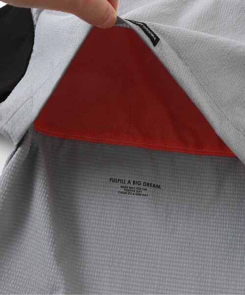 BREEZE（ブリーズ）の「もっとスズシーメッシュTシャツ（Tシャツ/カットソー・キッズ・グレー/カーキ・90/100/110/120/130/140/150）」の9枚目の写真