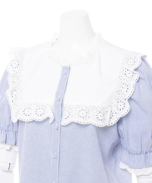 Allamanda(アラマンダ)の「ヨークフリルレース/ブラウス(シャツ/ブラウス・レディース・ブルー系1/その他3/オフホワイト・M)」の7枚目の写真