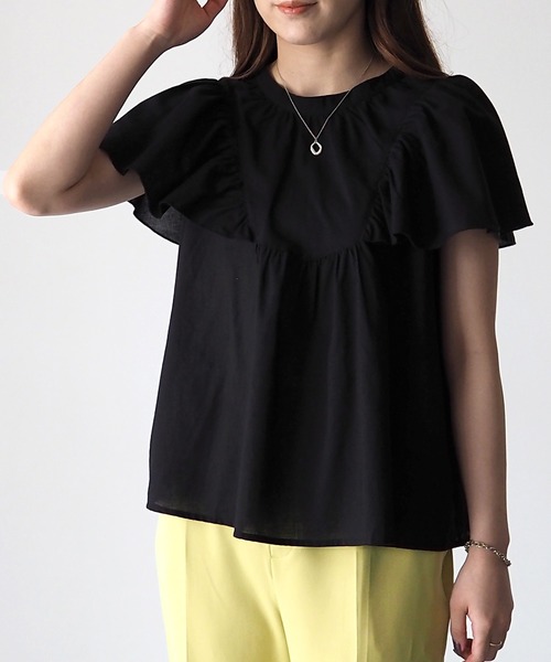 Riberry（リベリー）の「スタンドカラーラッフルブラウス（シャツ/ブラウス・レディース・ブラック/オフホワイト・MEDIUM）」の2枚目の写真