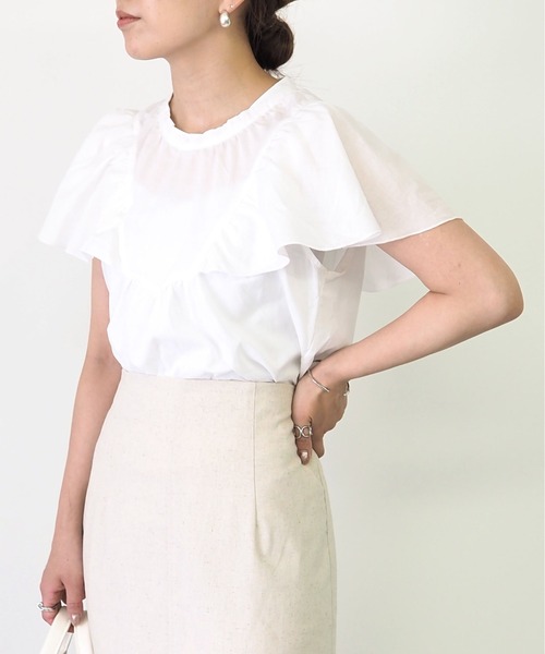 Riberry（リベリー）の「スタンドカラーラッフルブラウス（シャツ/ブラウス・レディース・ブラック/オフホワイト・MEDIUM）」の4枚目の写真