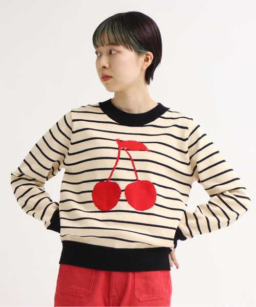 CHILD WOMAN(チャイルドウーマン)の「綿リリヤン チェリーインターシャ長袖プルオーバー(ニット/セーター・レディース・ネイビー/ブラック/ブラウン・FREE)」の4枚目の写真