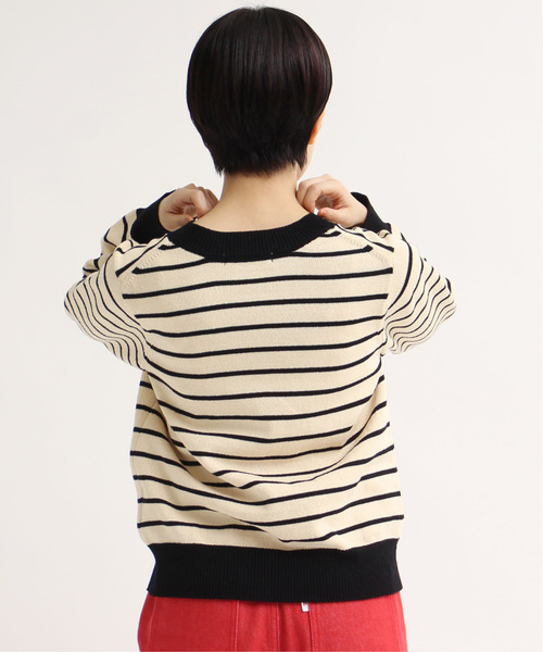 CHILD WOMAN(チャイルドウーマン)の「綿リリヤン チェリーインターシャ長袖プルオーバー(ニット/セーター・レディース・ネイビー/ブラック/ブラウン・FREE)」の6枚目の写真