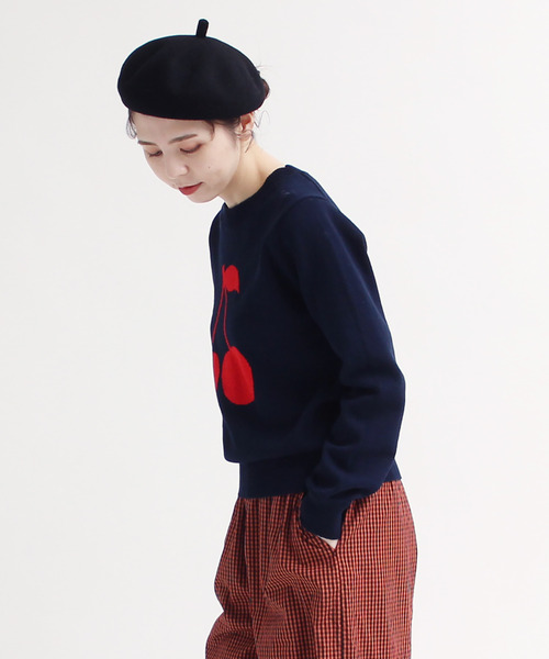 CHILD WOMAN(チャイルドウーマン)の「綿リリヤン チェリーインターシャ長袖プルオーバー(ニット/セーター・レディース・ネイビー/ブラック/ブラウン・FREE)」の13枚目の写真