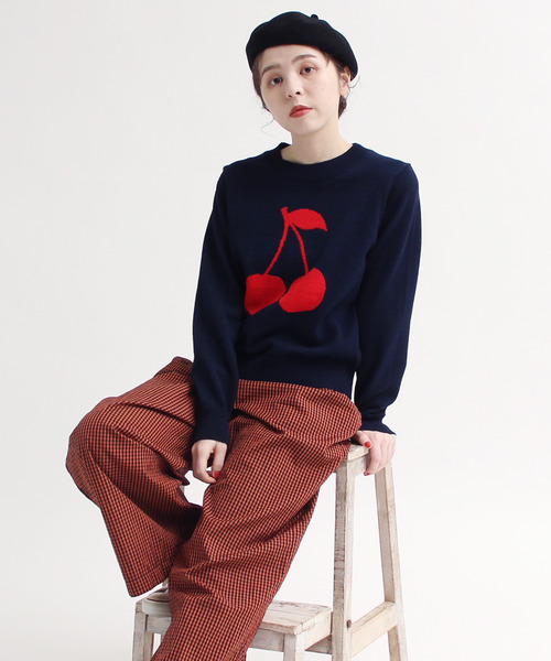 CHILD WOMAN(チャイルドウーマン)の「綿リリヤン チェリーインターシャ長袖プルオーバー(ニット/セーター・レディース・ネイビー/ブラック/ブラウン・FREE)」の11枚目の写真