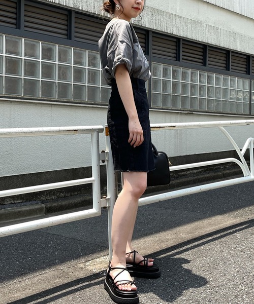 Chico(チコ)の「YALEロゴプリントラグビーTシャツ(Tシャツ/カットソー・レディース・ネイビー/パープル/チャコールグレー/ホワイト・FREE)」の8枚目の写真