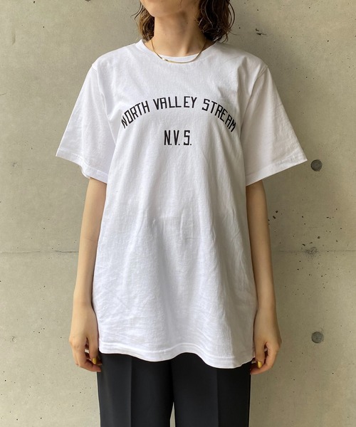 CAPRICIEUX LE'MAGE（カプリシューレマージュ）の「N.V.S.カレッジＴシャツ（Tシャツ/カットソー・レディース・ブラック/ホワイト・FREE）」の5枚目の写真