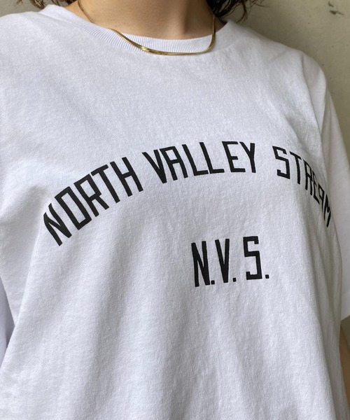 CAPRICIEUX LE'MAGE（カプリシューレマージュ）の「N.V.S.カレッジＴシャツ（Tシャツ/カットソー・レディース・ブラック/ホワイト・FREE）」の9枚目の写真