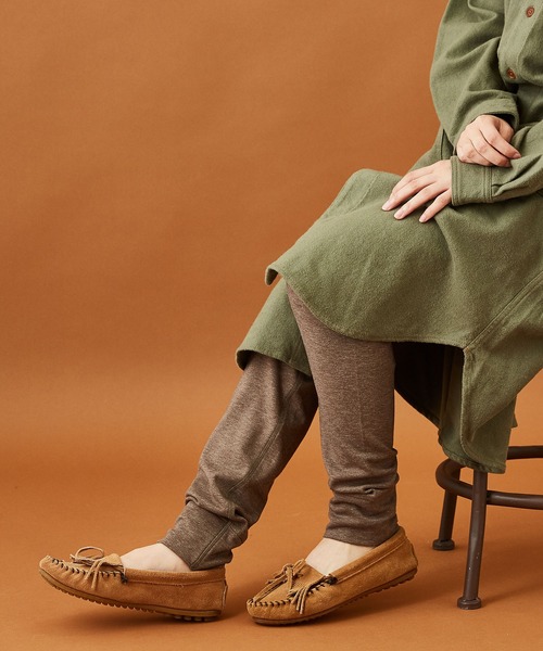 CUBE SUGAR(キューブシュガー)の「ウォームフライス レギンス(レギンス/スパッツ・レディース・ブラック/ダークブラウン/チャコールグレー・M)」の1枚目の写真