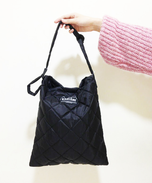 Kastane(カスタネ)の「【Kastane】キルティングBAG(無地)(トートバッグ・レディース・グレー/ブラック・FREE)」の2枚目の写真