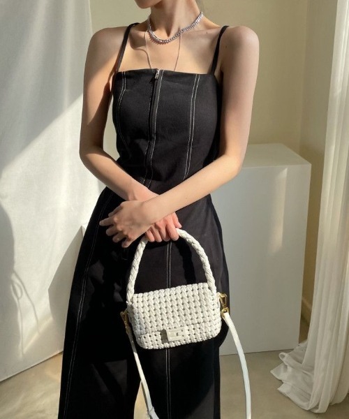 KOR(ケーオーアール)の「背中あきフロントジップサロペット/オールインワン(サロペット/オーバーオール・レディース・ホワイト/ブラック/ブルー・S/M/L)」の6枚目の写真