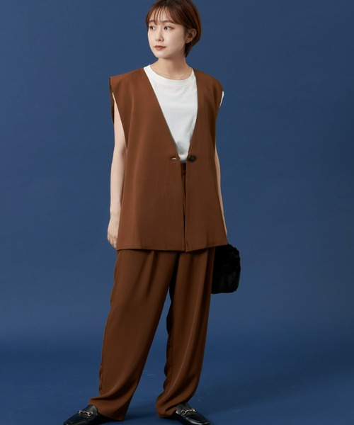 Auntie Rosa Holiday（アンティローザホリデー）の「カラーレスジレ（ベスト・レディース・アイボリー/ブラック/ブラウン・FREE）」の4枚目の写真