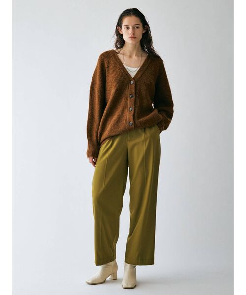 Ungrid(アングリッド)の「センタープレスルーズパンツ(その他パンツ・レディース・チャコールグレー/ブラウン/グリーン系その他・SMALL/MEDIUM)」の5枚目の写真